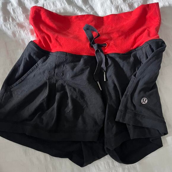 Lululemon black and red Shorts - Picture 2 of 4
